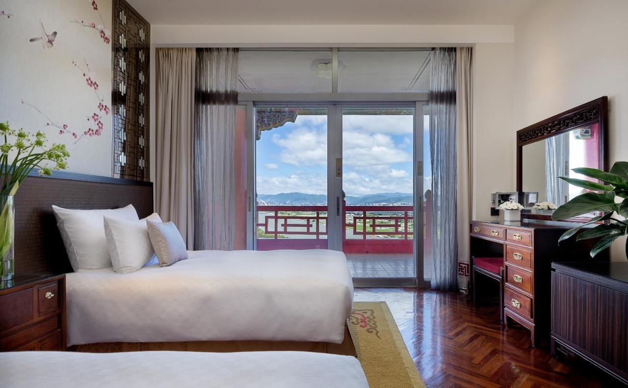 The Grand Hotel Taipei Dış mekan fotoğraf Deluxe Room