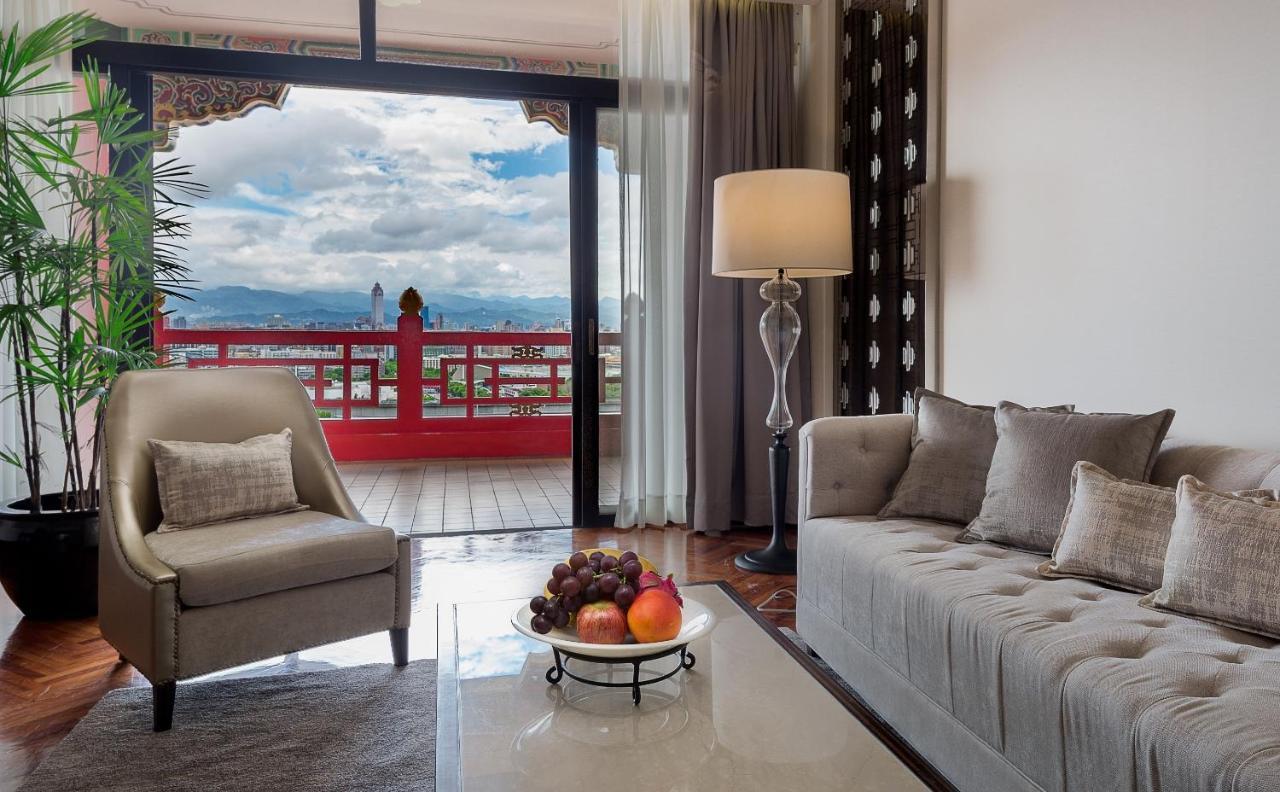 The Grand Hotel Taipei Dış mekan fotoğraf Living room